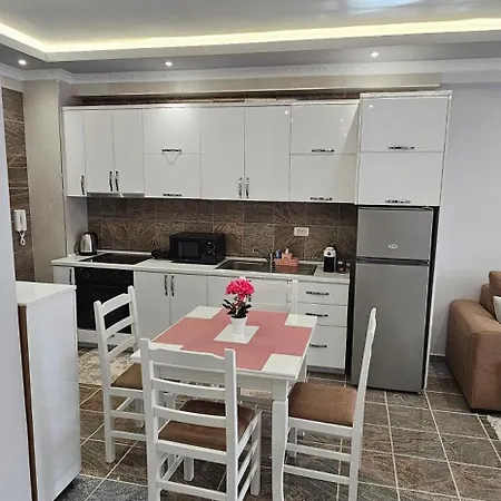 Apartment Fishta Q5, 21 Velipoje