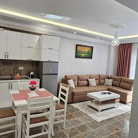 Apartment Fishta Q5, 21 *